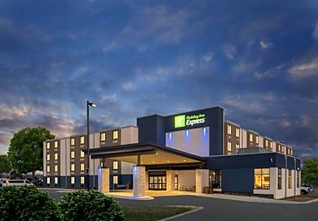 Holiday Inn Express Minneapolis West - Plymouth By IHG