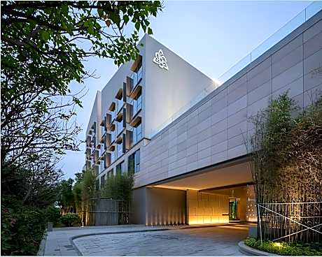 Joyze Hotel Xiamen, Curio Collection By Hilton