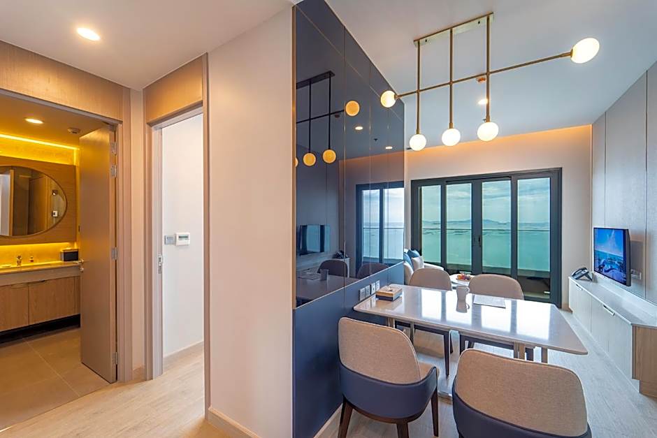 S Sriracha Hotel & Residence