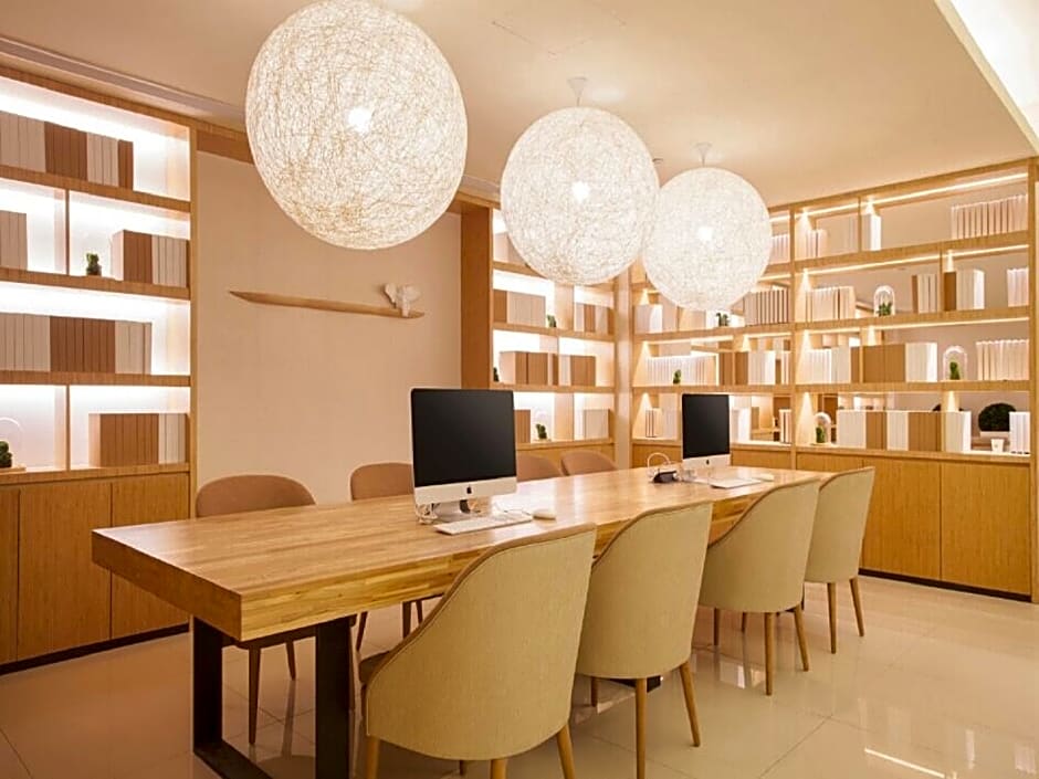 JI Hotel Guangzhou Tianhe East Railway Station