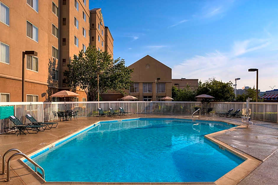 Homewood Suites by Hilton Dallas-Market Center