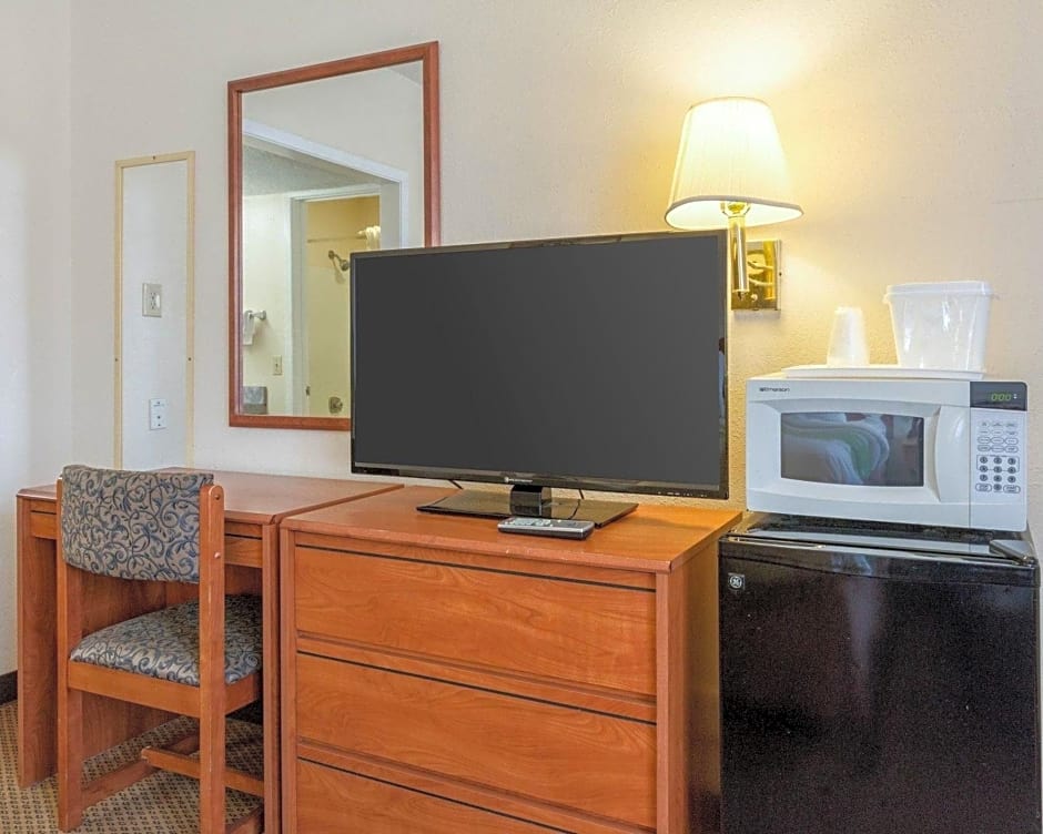 Rodeway Inn