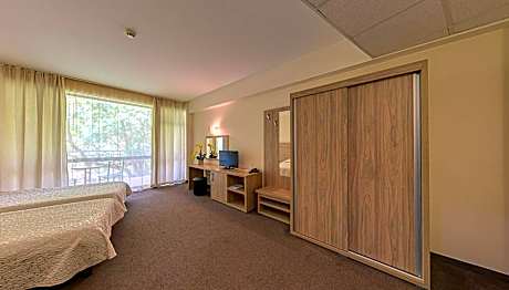 Double Room with Balcony and Park View (2 Adults + 1 Child up to 11.99 years old)