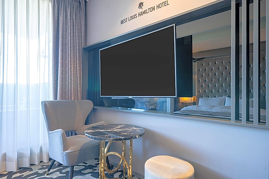 Best Louis Hamilton Hotel westbusan