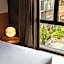 Alexandra Barcelona Hotel, Curio Collection by Hilton