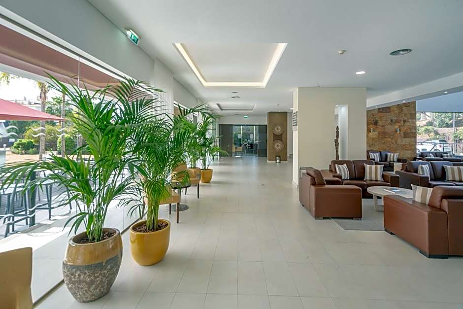 Areias Village Beach Suite Hotel