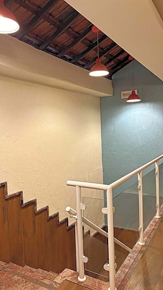 Downtown Santana Hotel