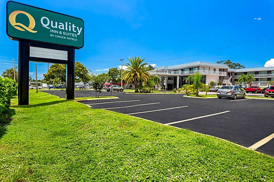 Quality Inn & Suites At Tropicana Field