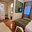 Queen's Astoria Design Hotel