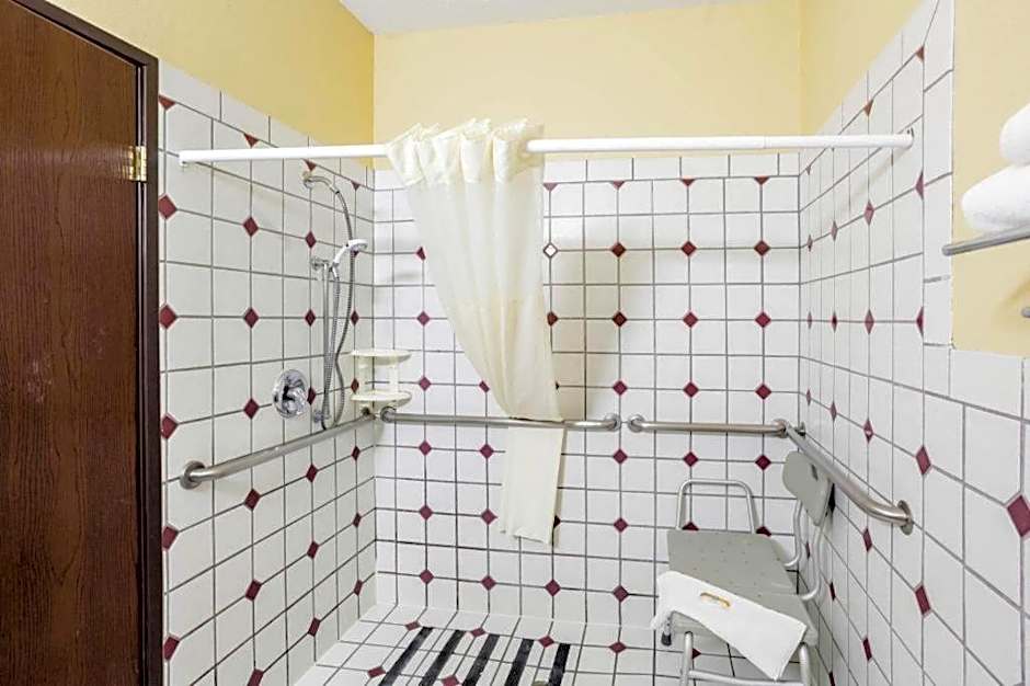 Quality Inn & Suites Lincoln
