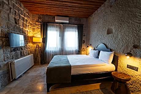 King Room with Balcony