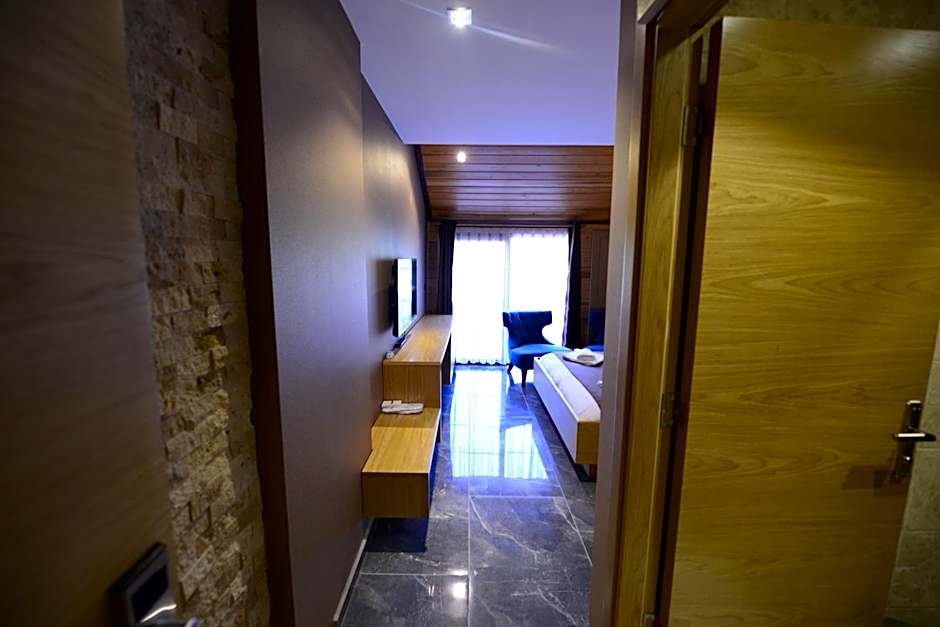 Inanlar Deluxe Hotel & Bungalow