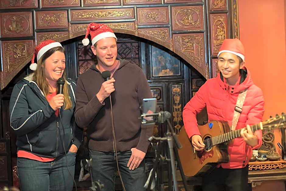 Yangshuo Tea Cozy--one way Free pick up from airport or TS 4 nights