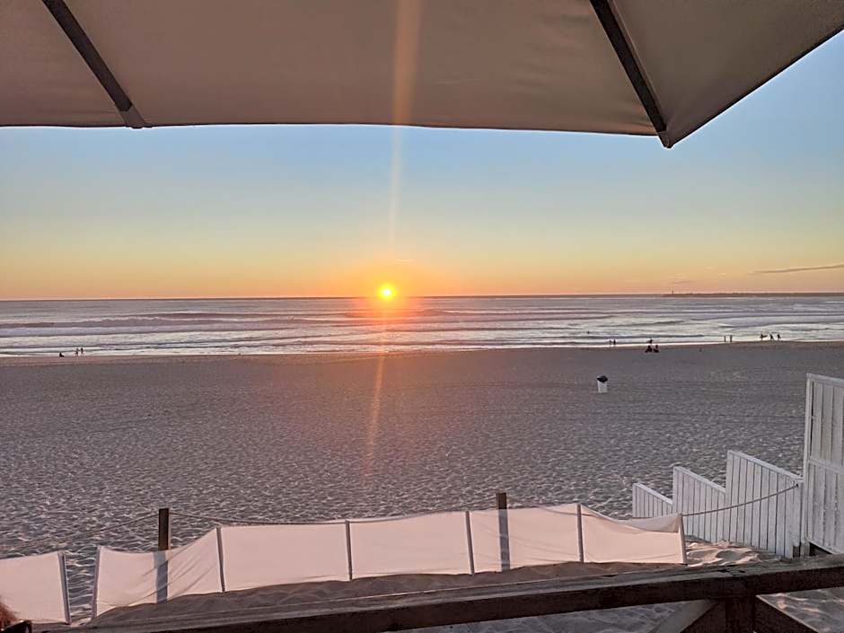 Vagueira Guest House & Beach Hostel