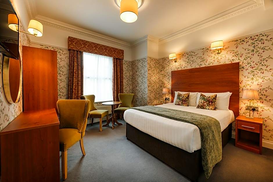 Castle Hotel