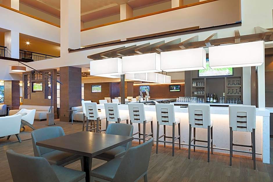 Marriott Savannah Riverfront
