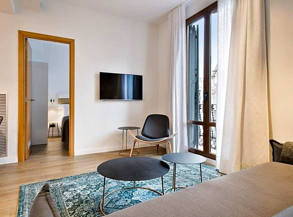 Vale Suites