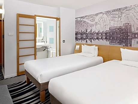 Standard Double Room with Two Single Beds