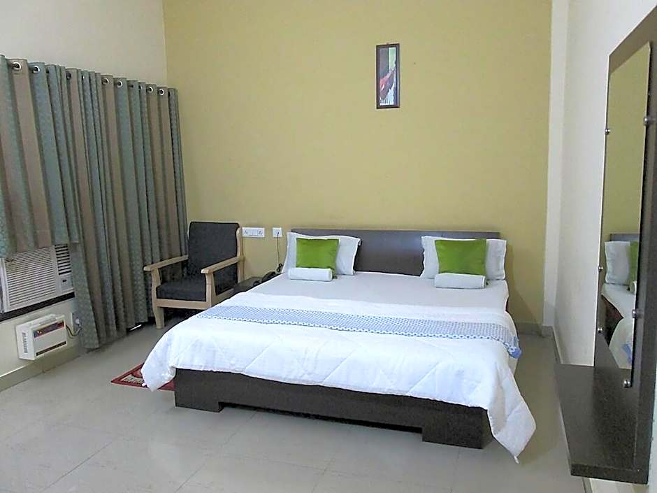 Hotel Ramprastha – Ayodhya, VA