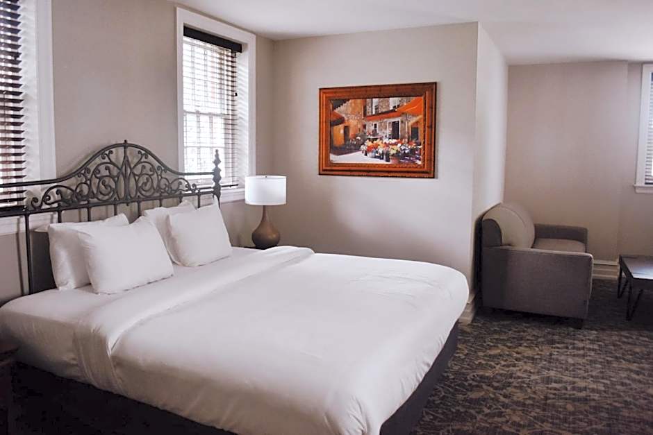 Normandy Farm Hotel & Conference Center