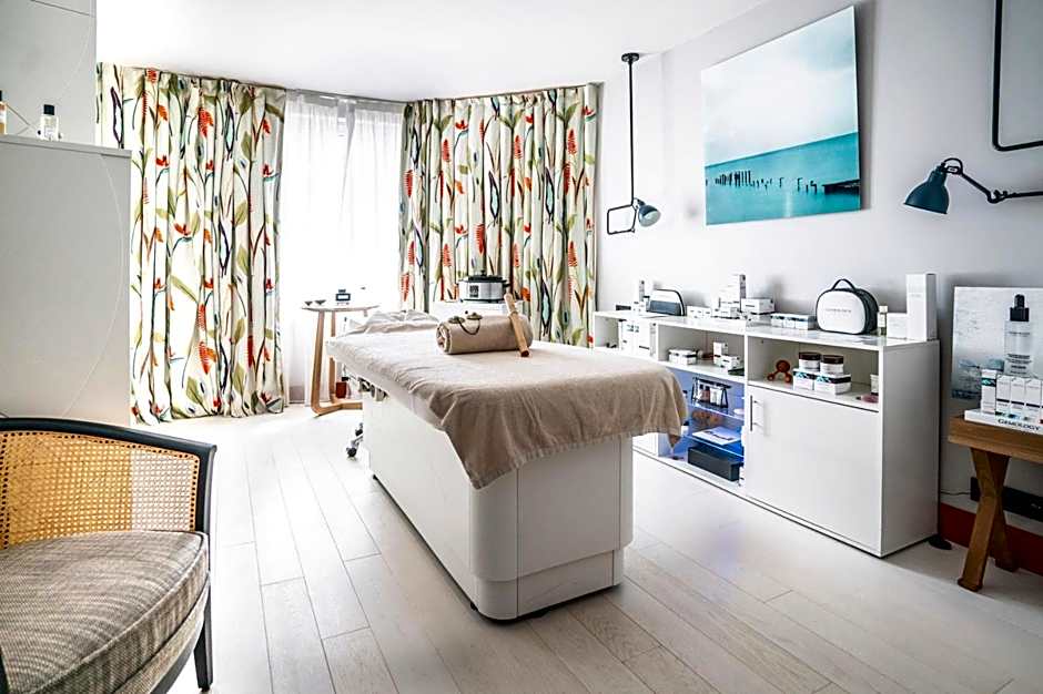 Castelbrac Hotel & Spa