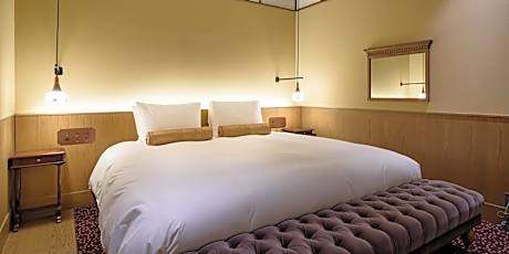 Stylish King Double Suite