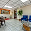 Econo Lodge Hays I-70