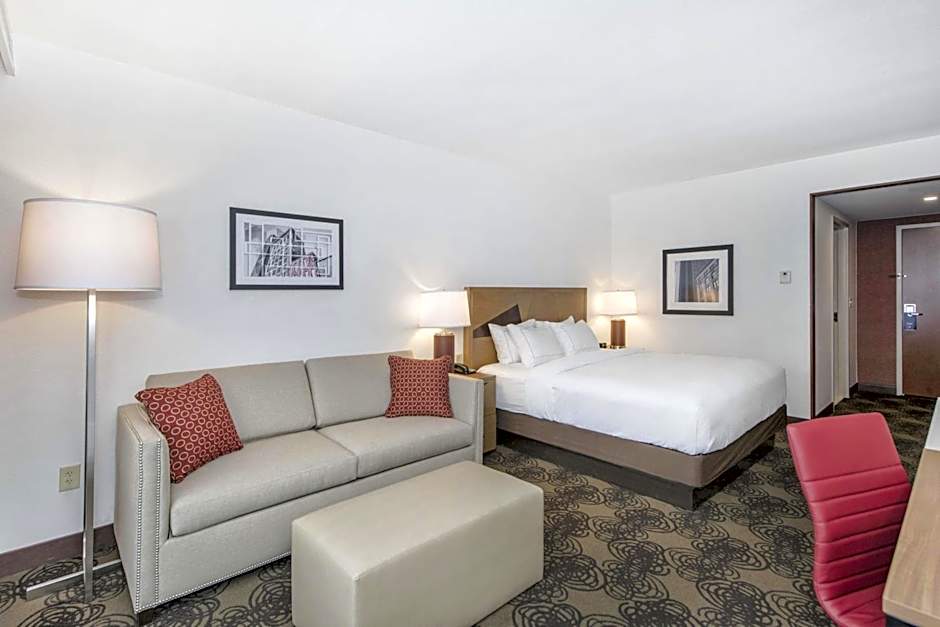 DoubleTree By Hilton Raleigh Cary