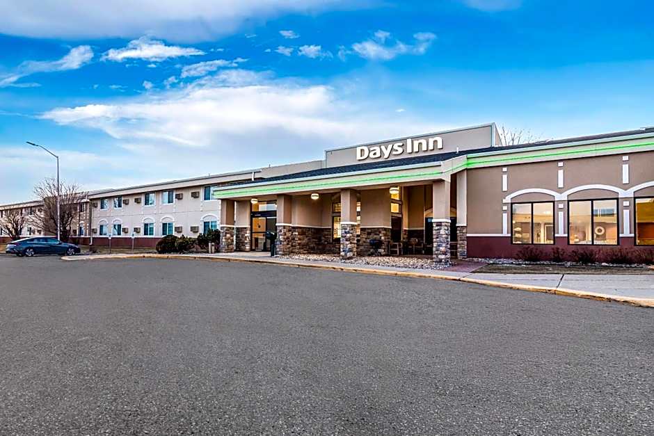 Days Inn by Wyndham Minot