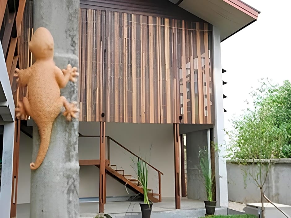 K-1 Modern Art Hotel @ Nan