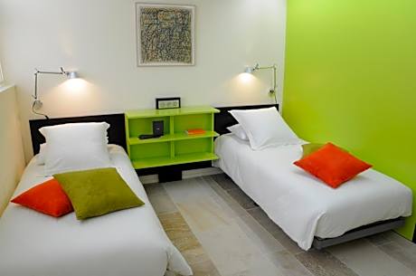 Standard Double or Twin Room in the dependence