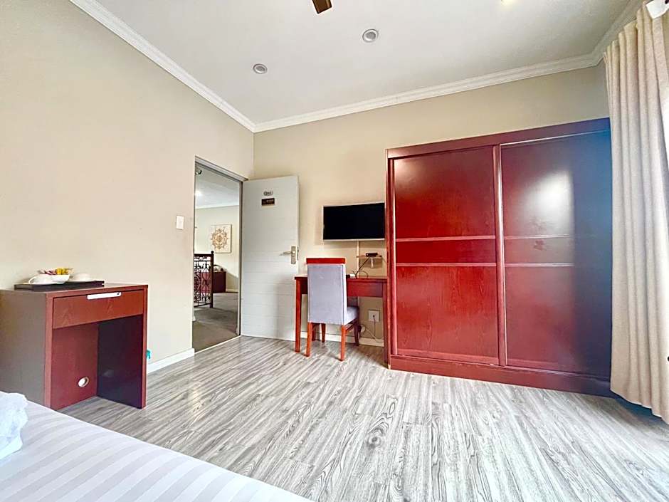 Azinnia Rivonia Guest House