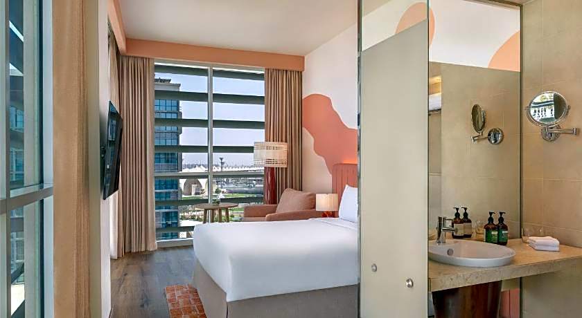 Yas Plaza Circuit by IHG