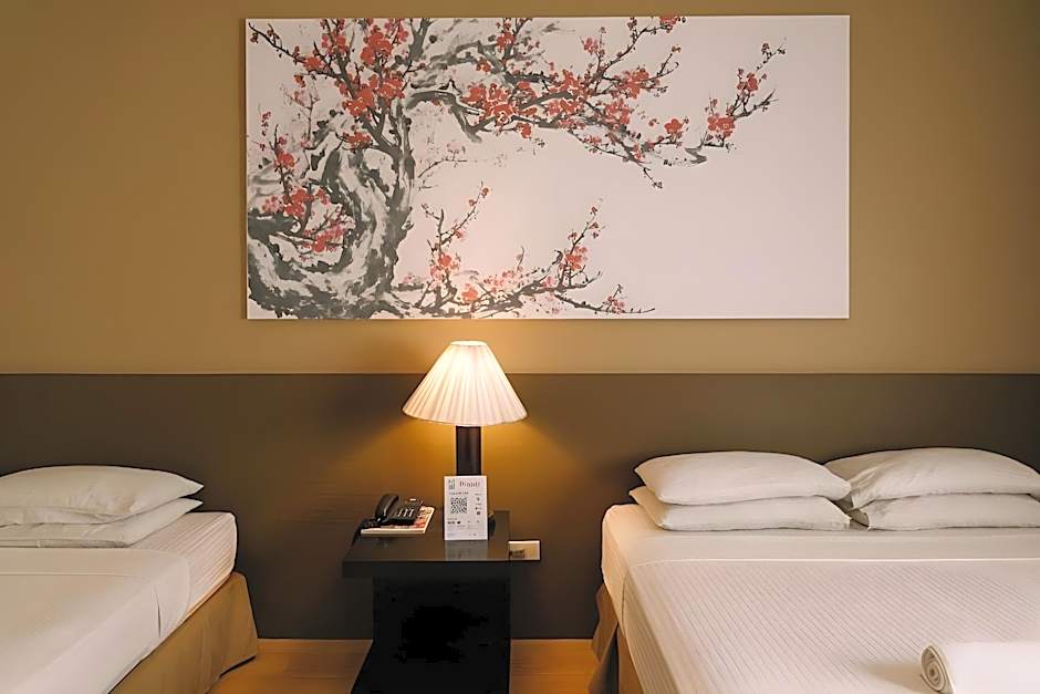 Dynasty Tourist Inn