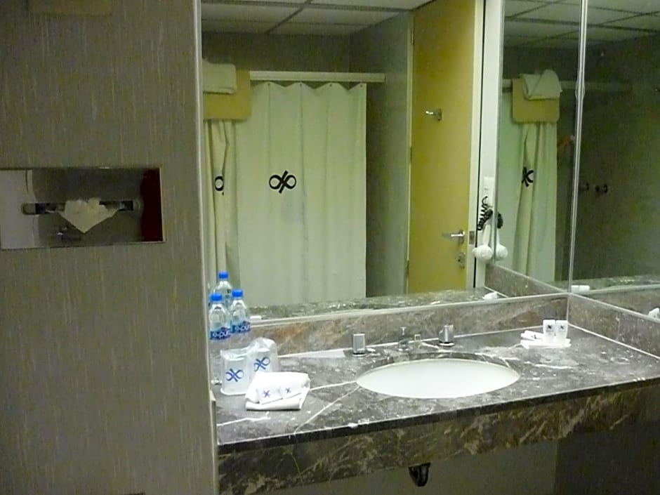 Hotel Bristol
