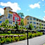 Hotel and Suites Les Laurentides