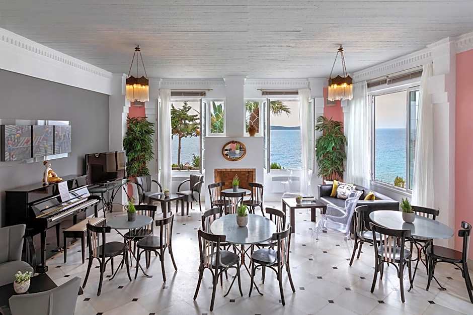 Aneroussa Beach Hotel