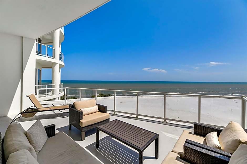 XL Terrace, Lazy River, I-O Pools, Game Room, Spa, Beach, Luxury 2-2 Penthouse!