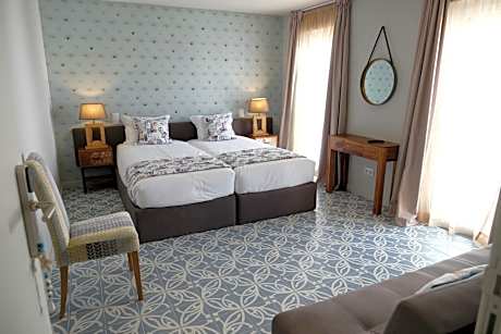 Triple Room with Private Bathroom