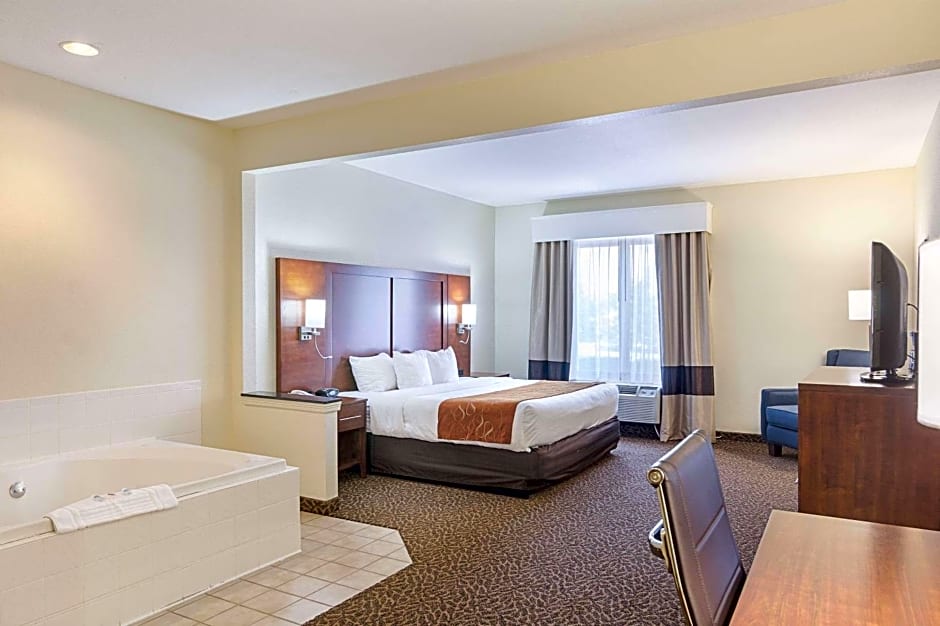 Quality Suites Springdale West I-49