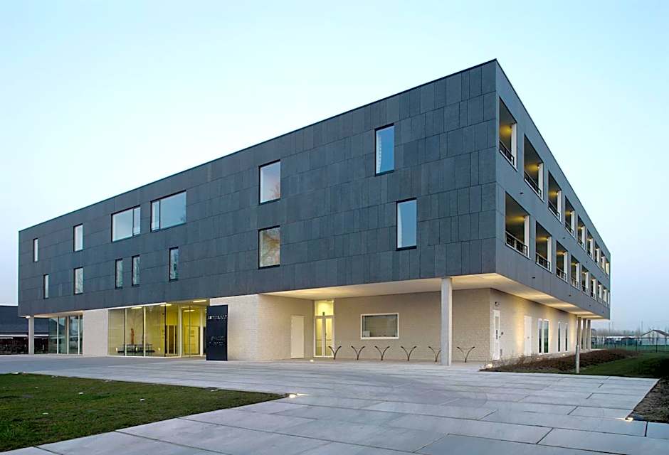 Hotel Middelpunt - Gratis Parking - Ontbijt inbegrepen! Nieuwjaarsbrunch 01 januari