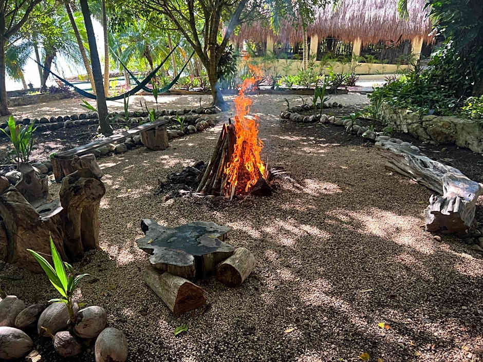 Villa Santuario Lake front Oasis