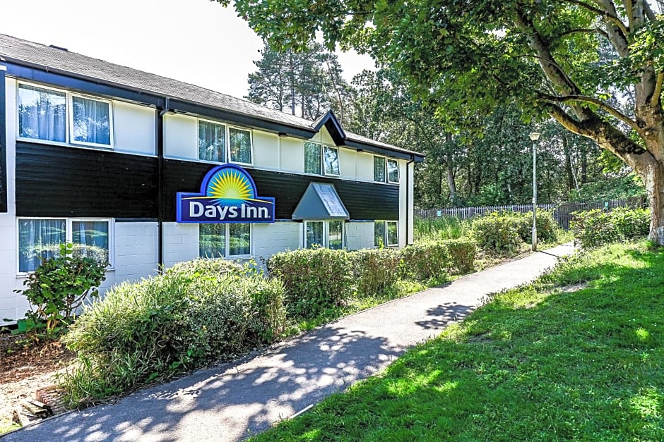 Days Inn by Wyndham Fleet M3