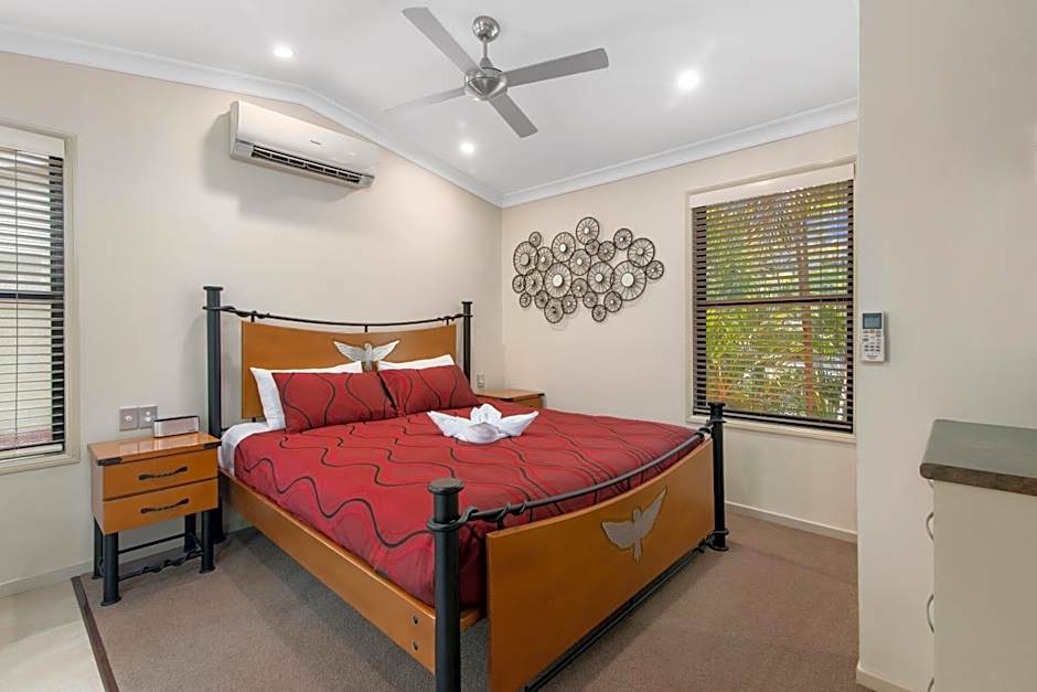 Ashmore Palms Holiday Village