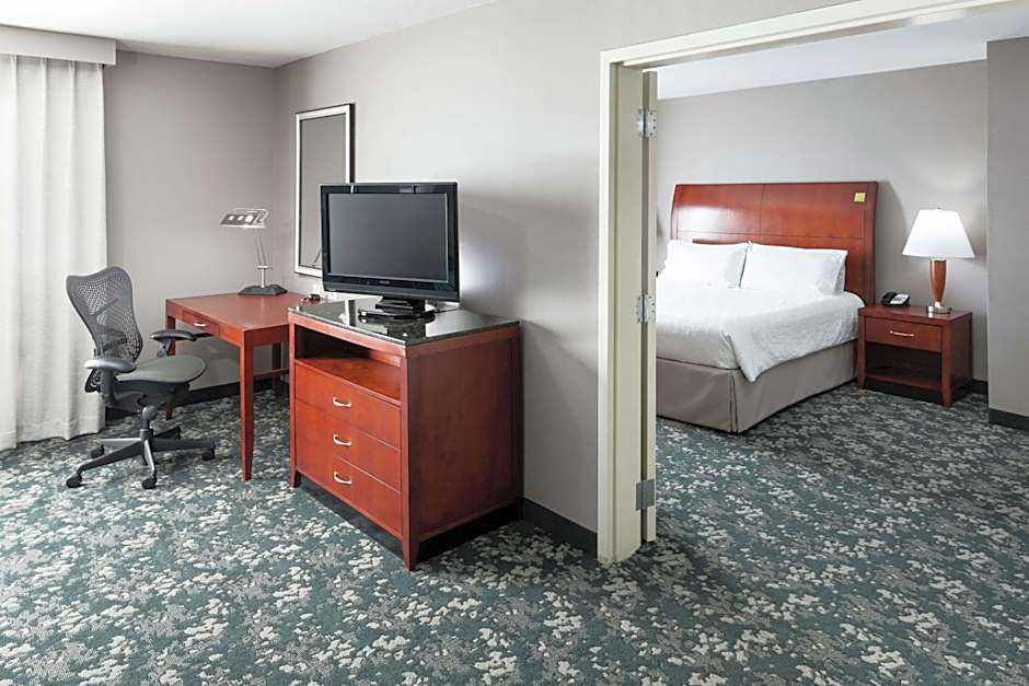 Hilton Garden Inn Naperville Warrenville