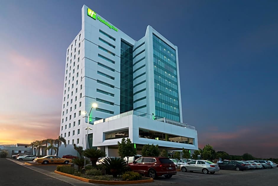 Photo 1 of 49 of Holiday Inn Queretaro Zona Krystal By IHG