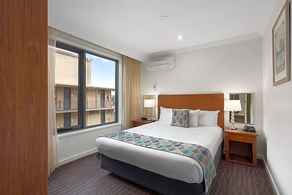 Bayside Geelong Hotel & Apartments, an Ascend Collection Hotel