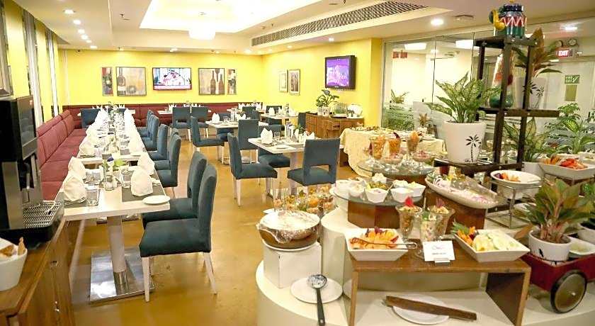 Sarovar Portico Naraina Hotel