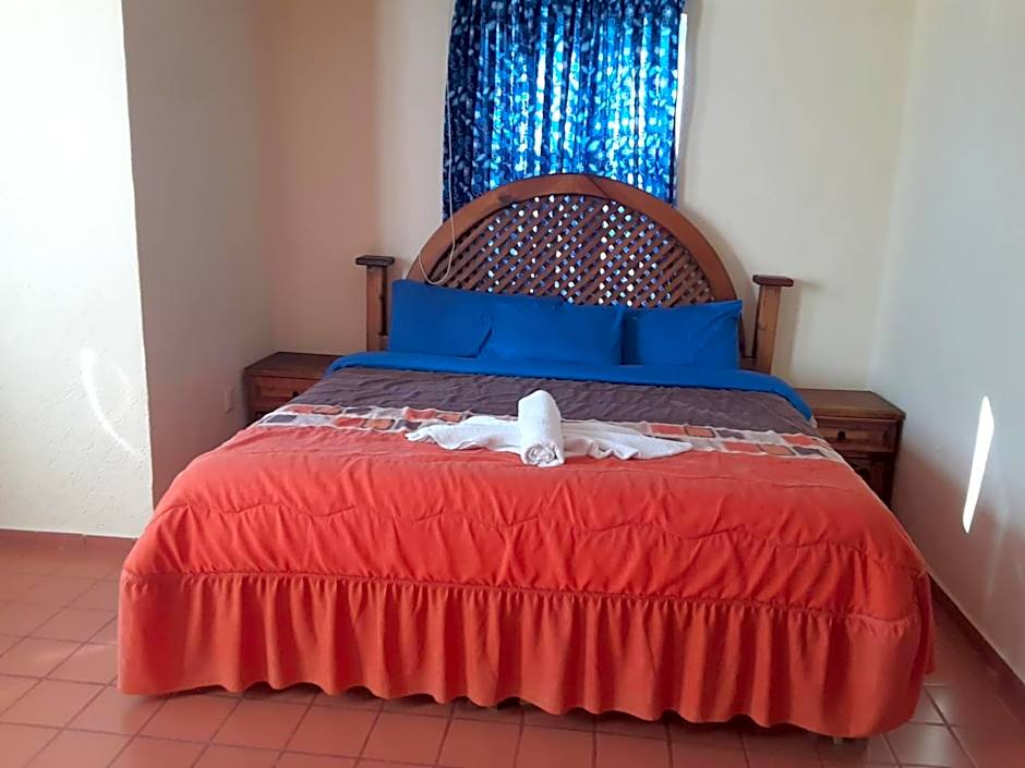 Hotel Renacer