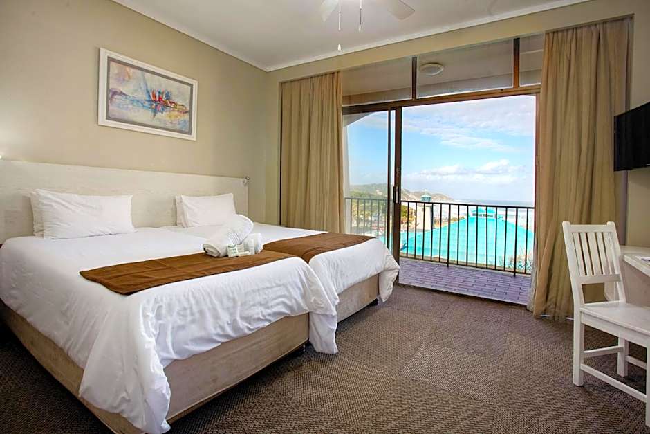 Marine Hotel